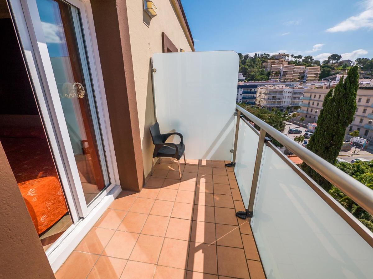 Tossa Beach Center Tossa de Mar Exterior photo