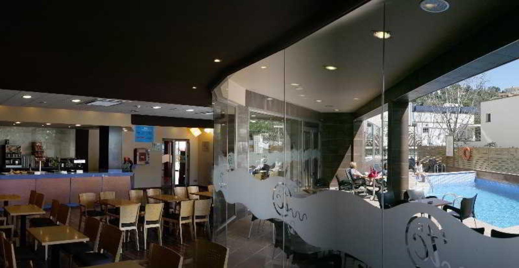 Tossa Beach Center Tossa de Mar Exterior photo