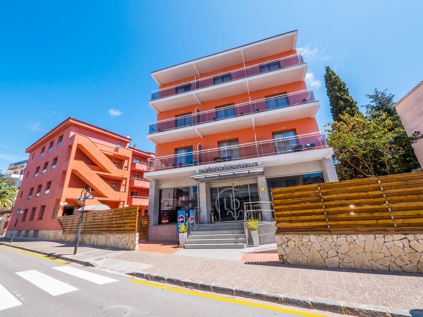 Tossa Beach Center Tossa de Mar Exterior photo
