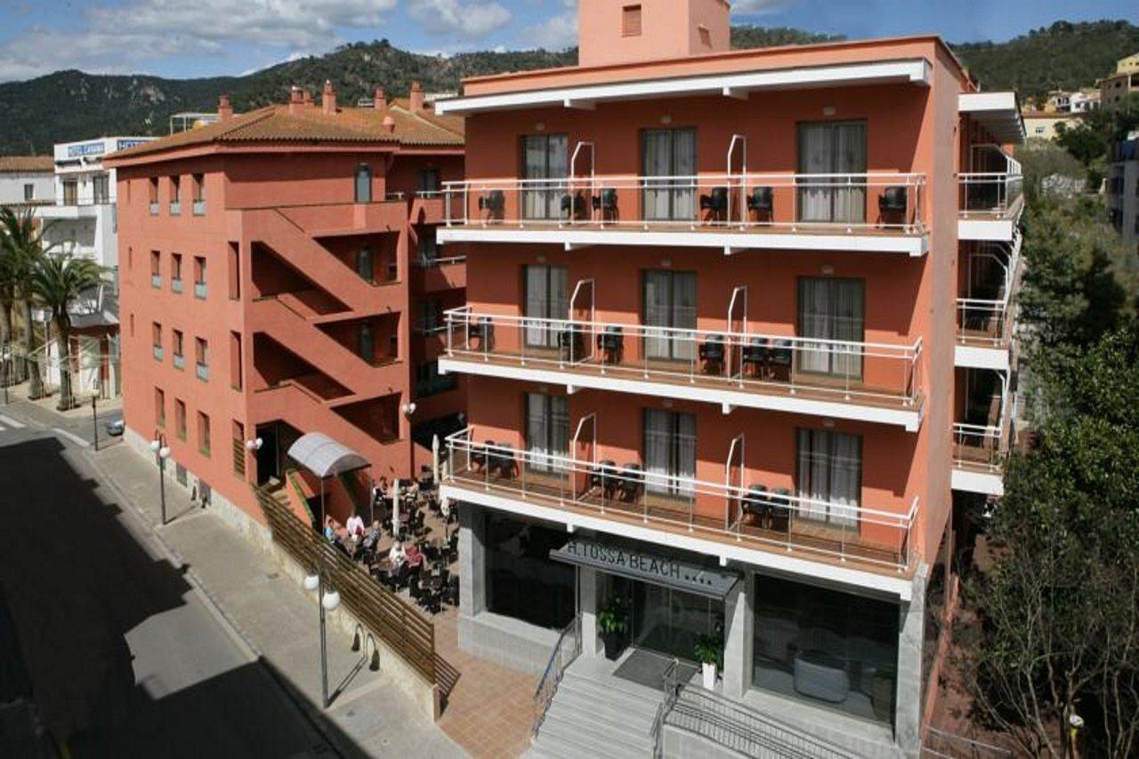Tossa Beach Center Tossa de Mar Exterior photo