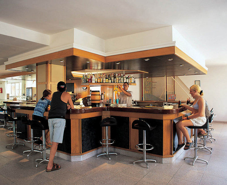 Tossa Beach Center Tossa de Mar Exterior photo